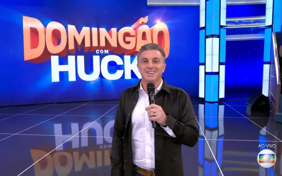 domingao-com-huck Programas de auditório e variedades que marcaram os anos 90 e 2000 no Brasil